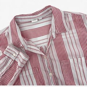 GAP Womens XL Button Down Long Sleeve Red and White Striped Shirt Top